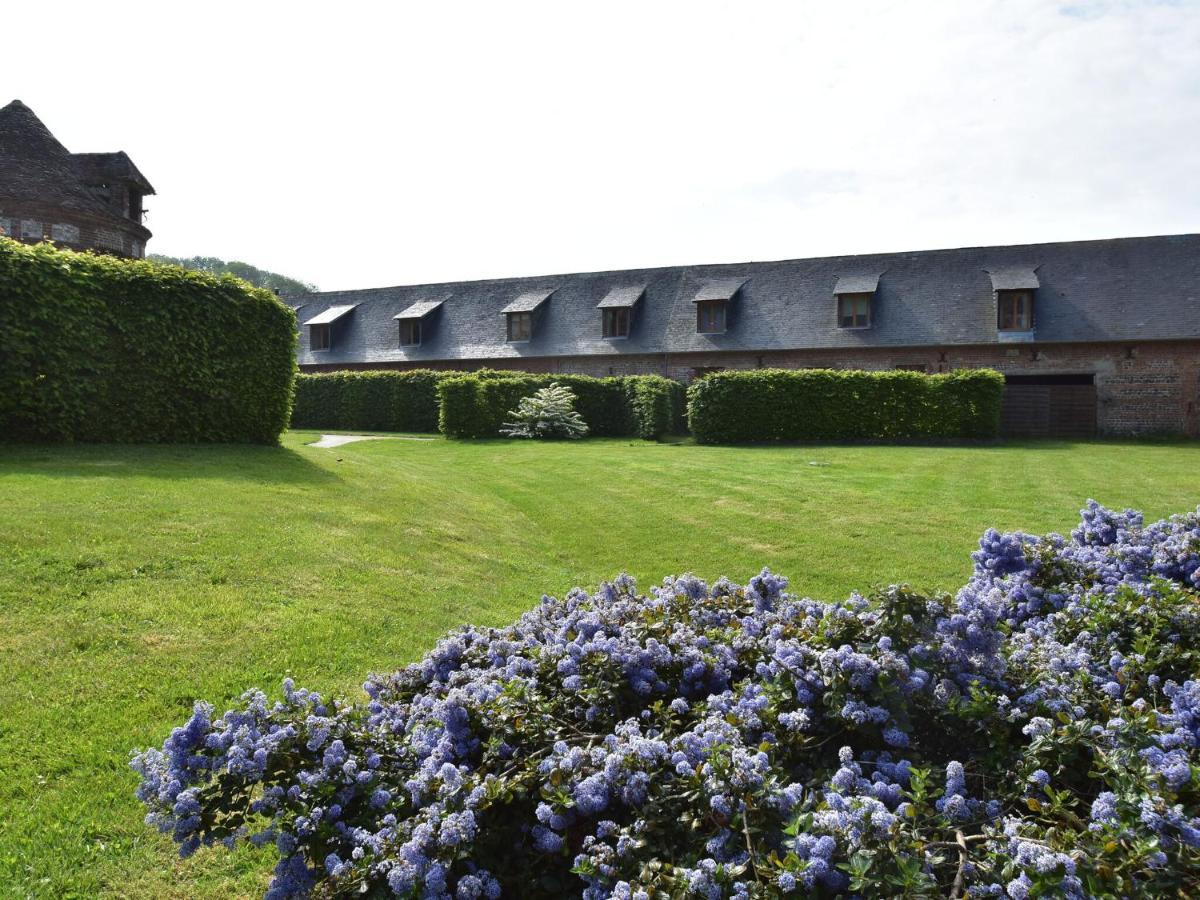 Classic Cottage In Le Bourg-Dun With Garden Exterior foto